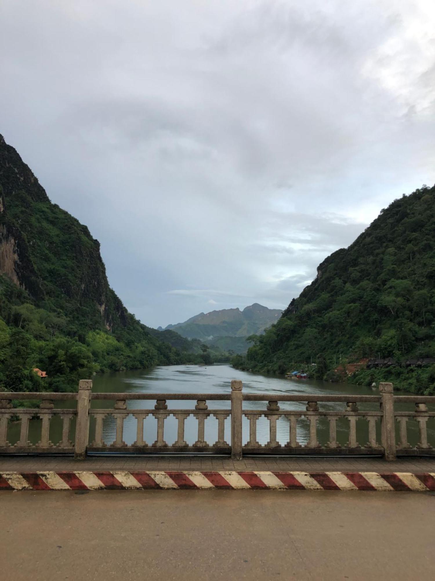 Nongkhaiw River View Nongkhiaw Kültér fotó